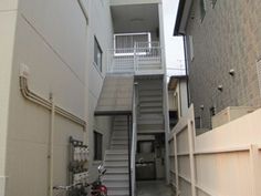 静岡市葵区　階段塗装 アップリメイク