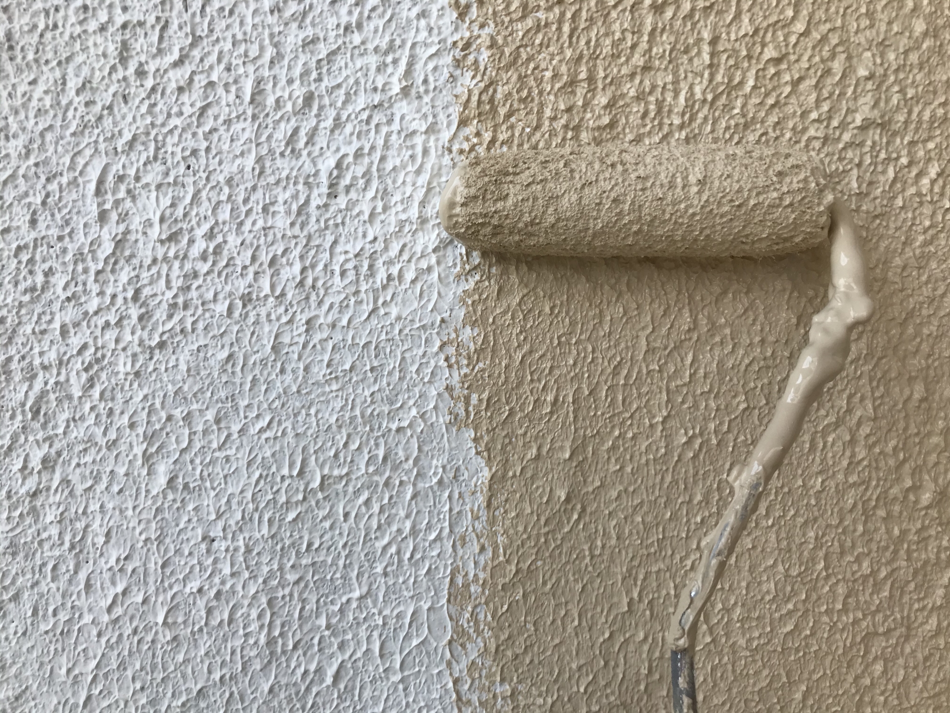 外壁塗装の色ムラの原因と補修方法