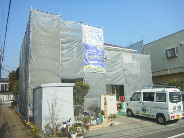 足場を設置しました。