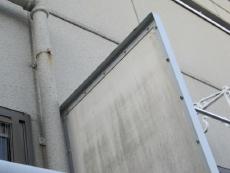 ベランダの隔て板。