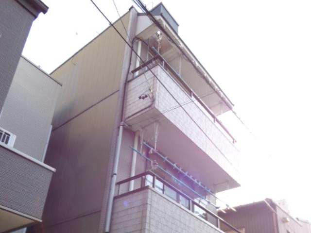 施工前の外観です。