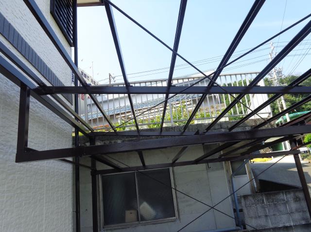 施工後のカーポート鉄部。