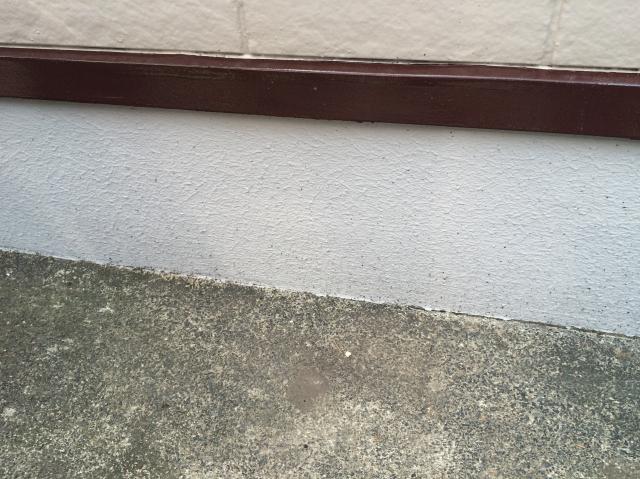 基礎は塗装によりきれいになりました。