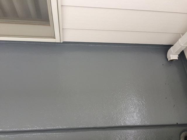塗装後のベランダです。