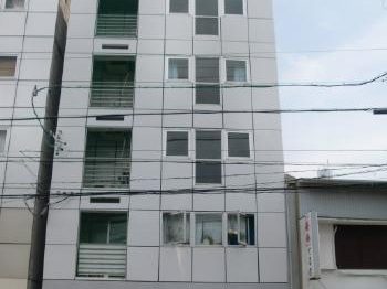 施工後の建物全景。