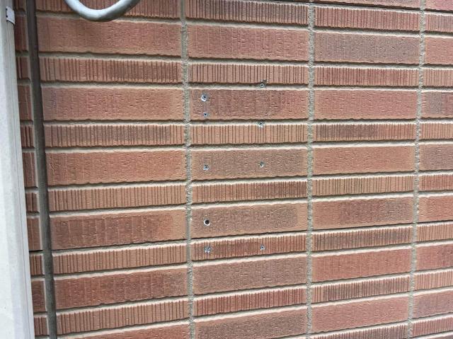 クリヤー塗装を行う施工前の外壁