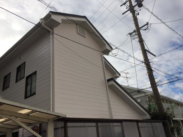 Y様邸の外壁塗装・屋根カバー工事事例